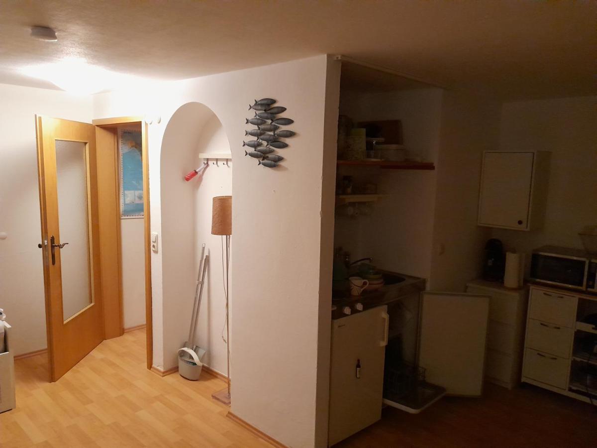 Apartment Mit Kueche Und Balkon Oder Terrasse, Ruhig Und Gut Erreichbar Piding Buitenkant foto