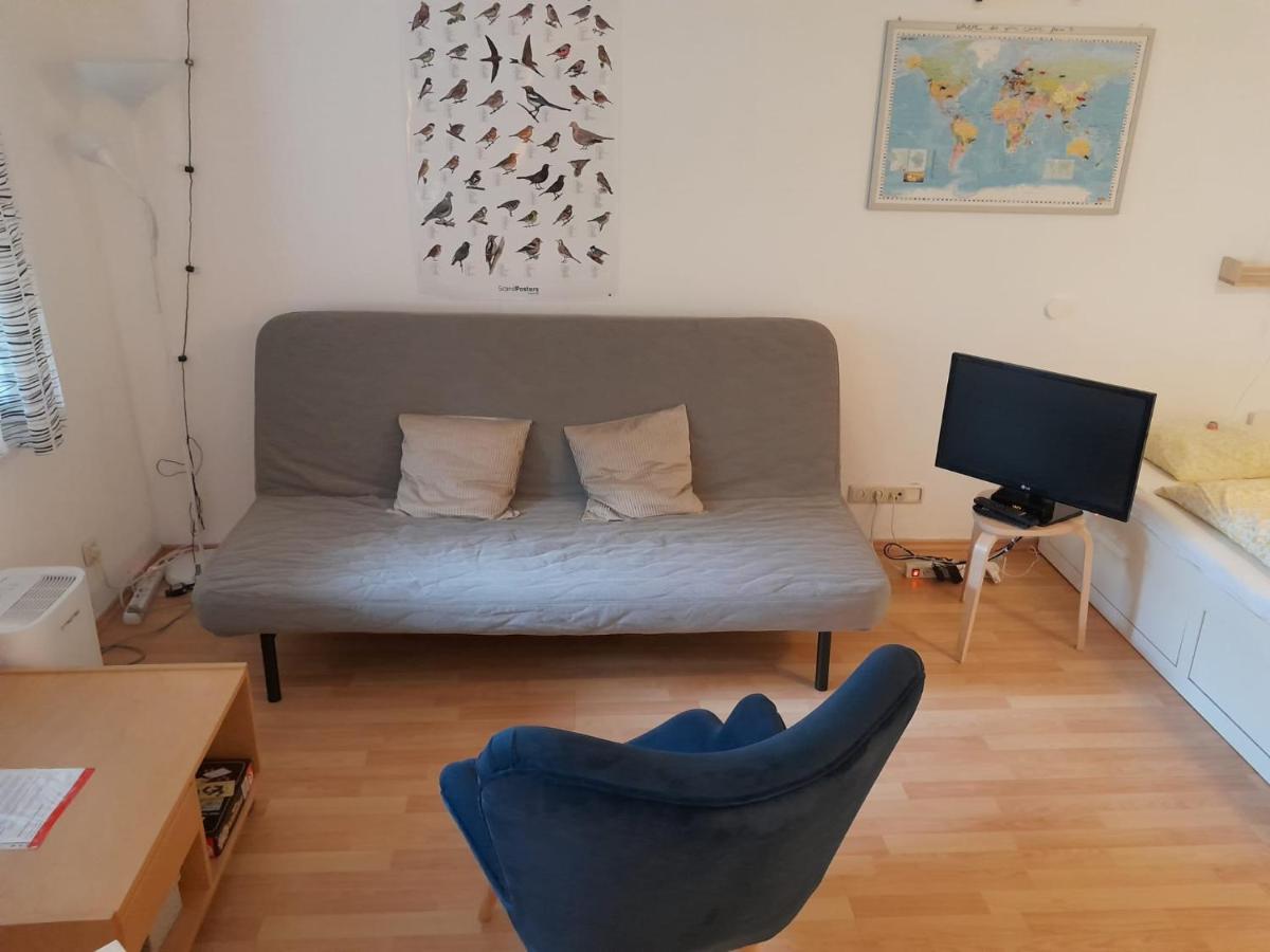Apartment Mit Kueche Und Balkon Oder Terrasse, Ruhig Und Gut Erreichbar Piding Buitenkant foto