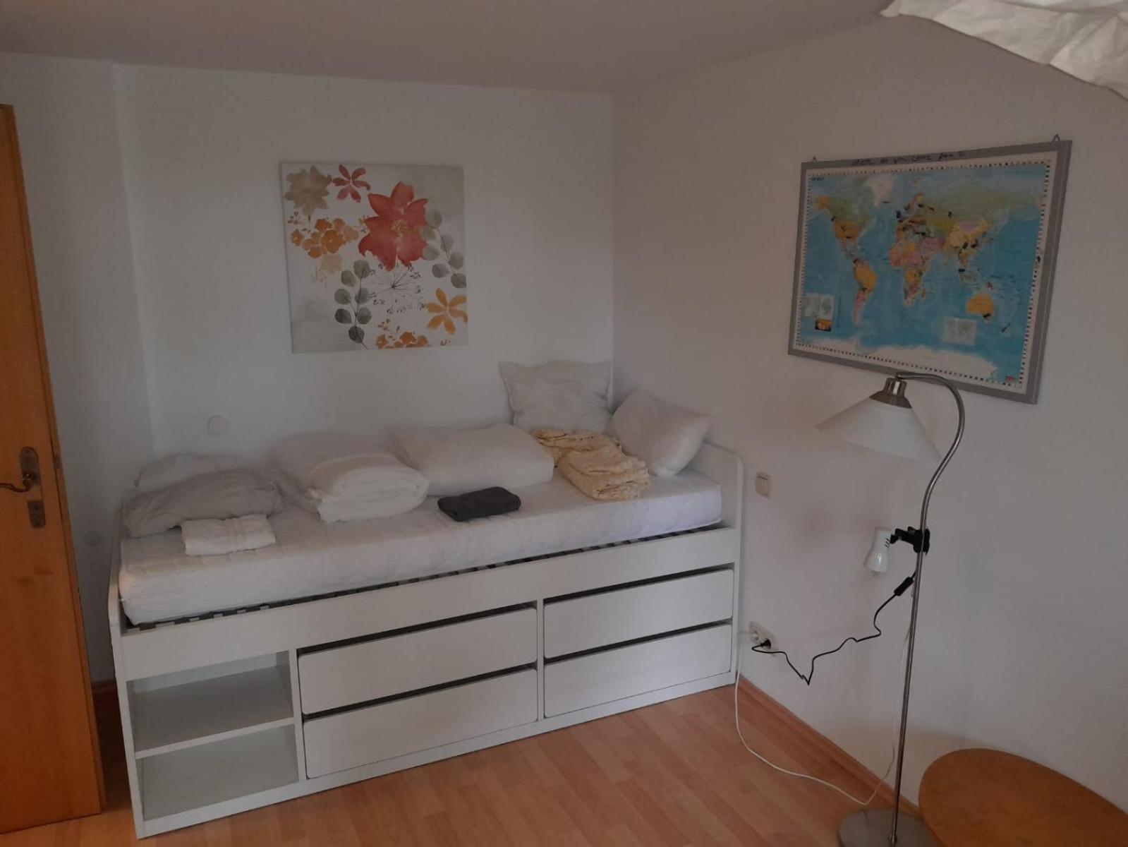 Apartment Mit Kueche Und Balkon Oder Terrasse, Ruhig Und Gut Erreichbar Piding Buitenkant foto