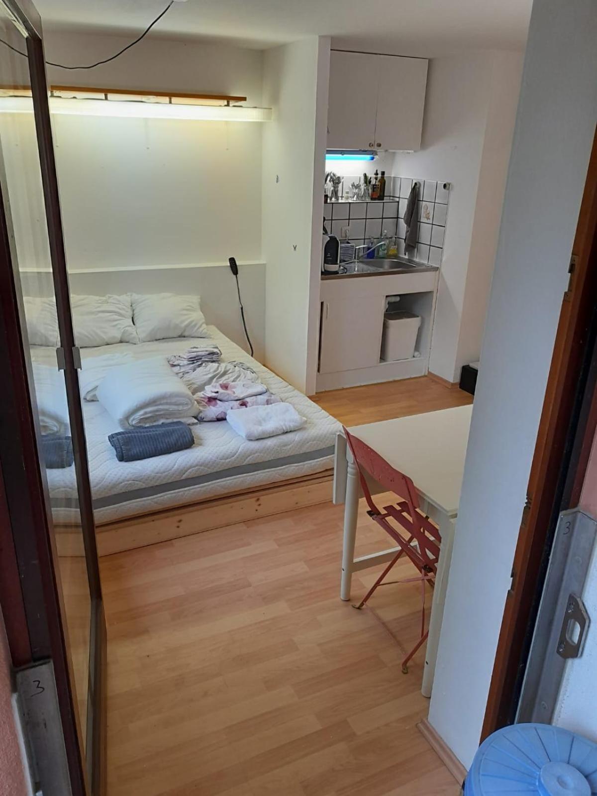 Apartment Mit Kueche Und Balkon Oder Terrasse, Ruhig Und Gut Erreichbar Piding Buitenkant foto