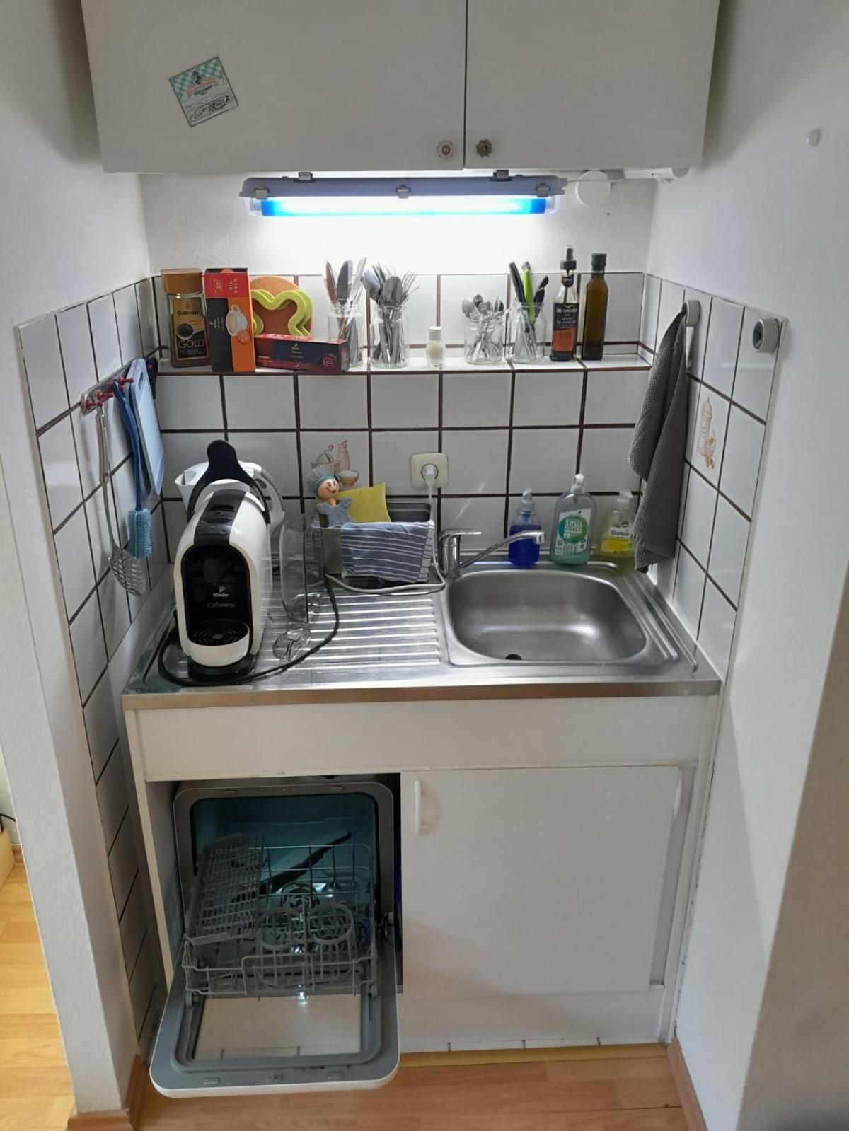 Apartment Mit Kueche Und Balkon Oder Terrasse, Ruhig Und Gut Erreichbar Piding Buitenkant foto
